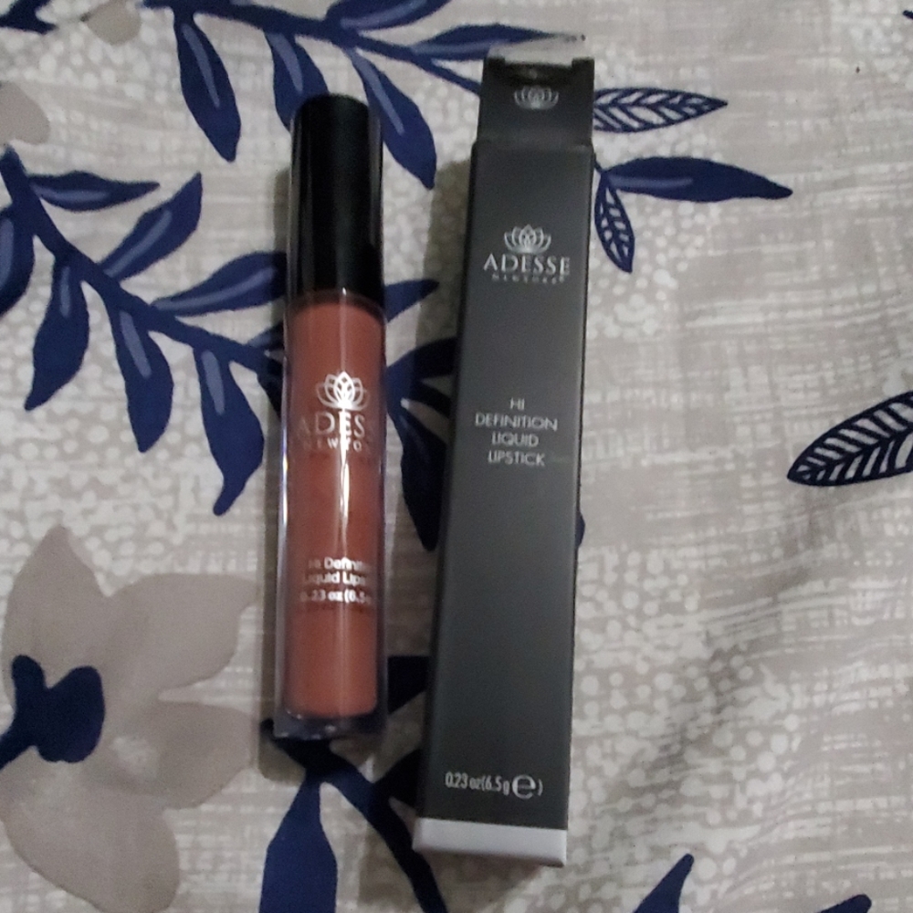Hi definition liquid lipstick